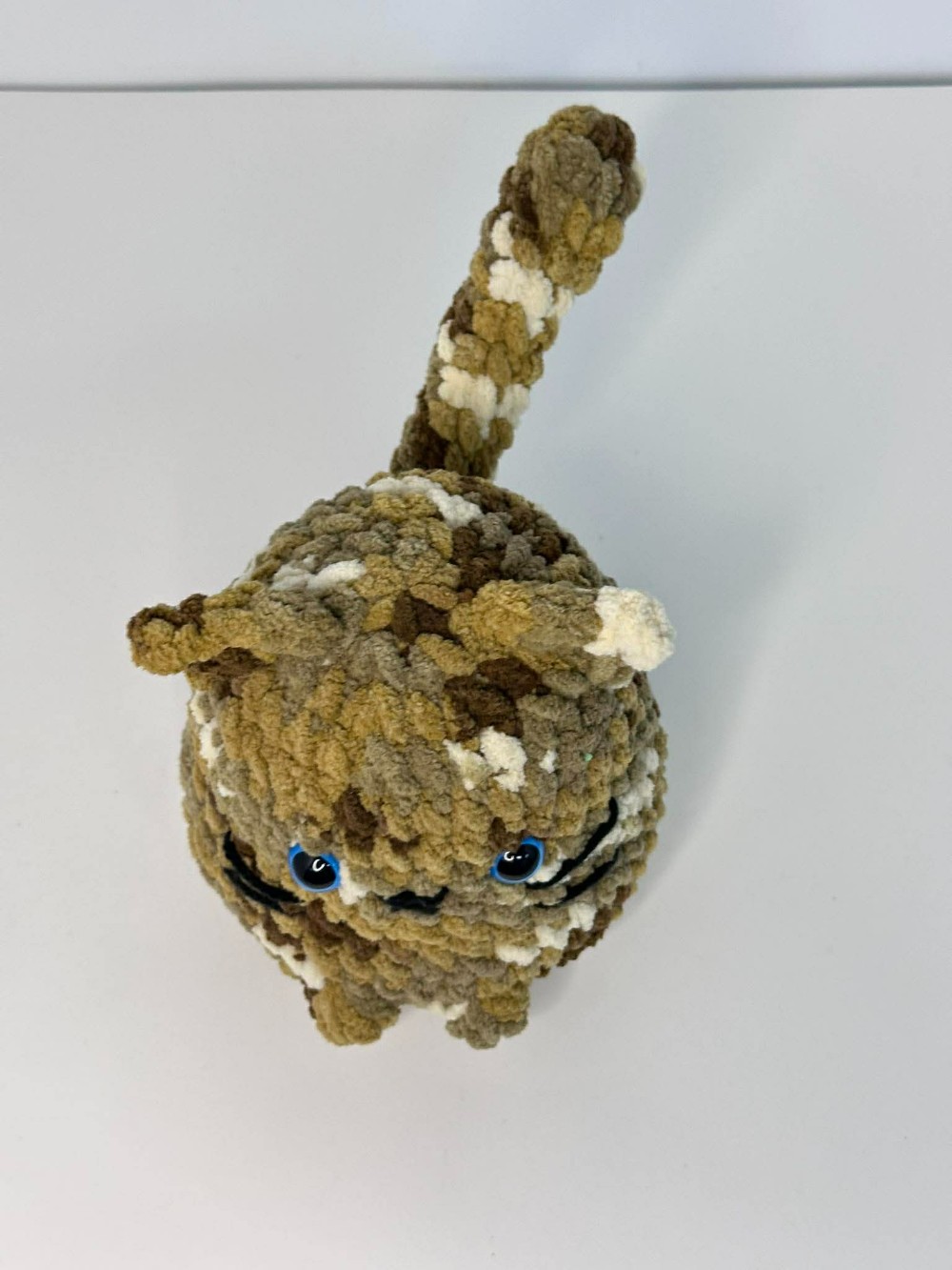 D- Large Sitting Cat Plushie - Brown