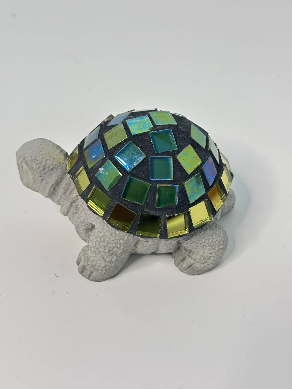 Bob green/gold baby turtle