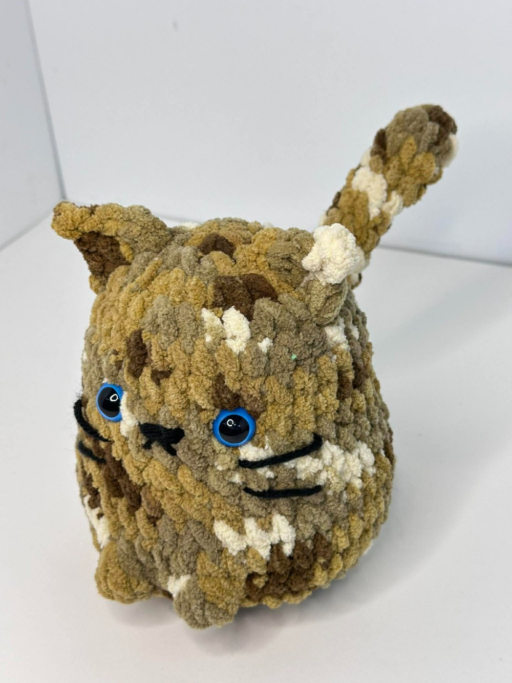 D- Large Sitting Cat Plushie - Brown