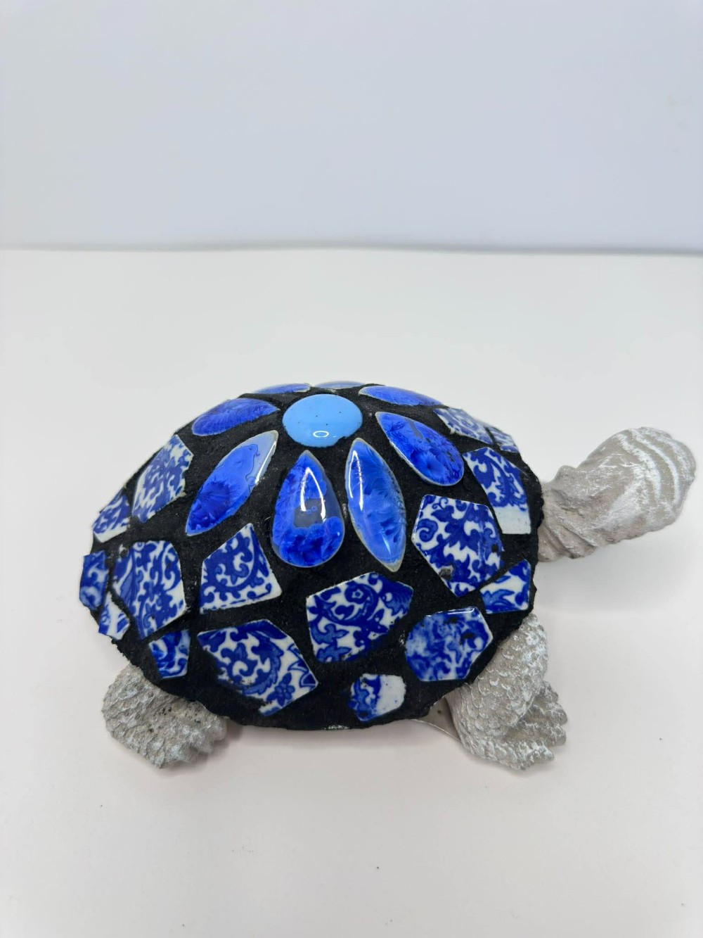 Large Blue Flower Turtle
