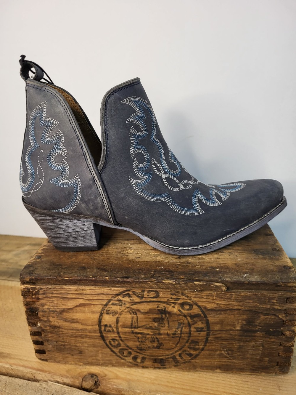 MYRA Dusty Blue Boots