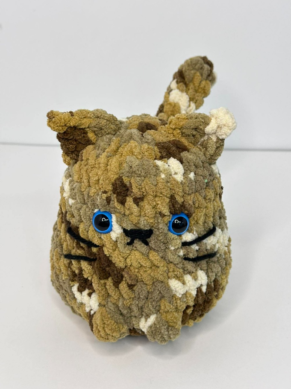D- Large Sitting Cat Plushie - Brown