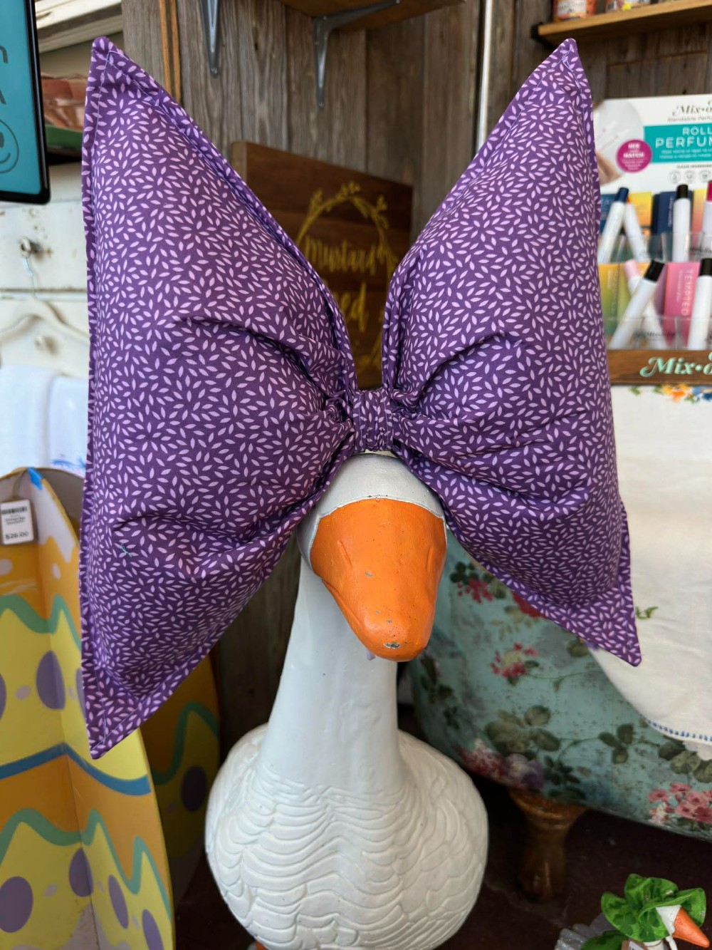 Goose bow with matching purse purple