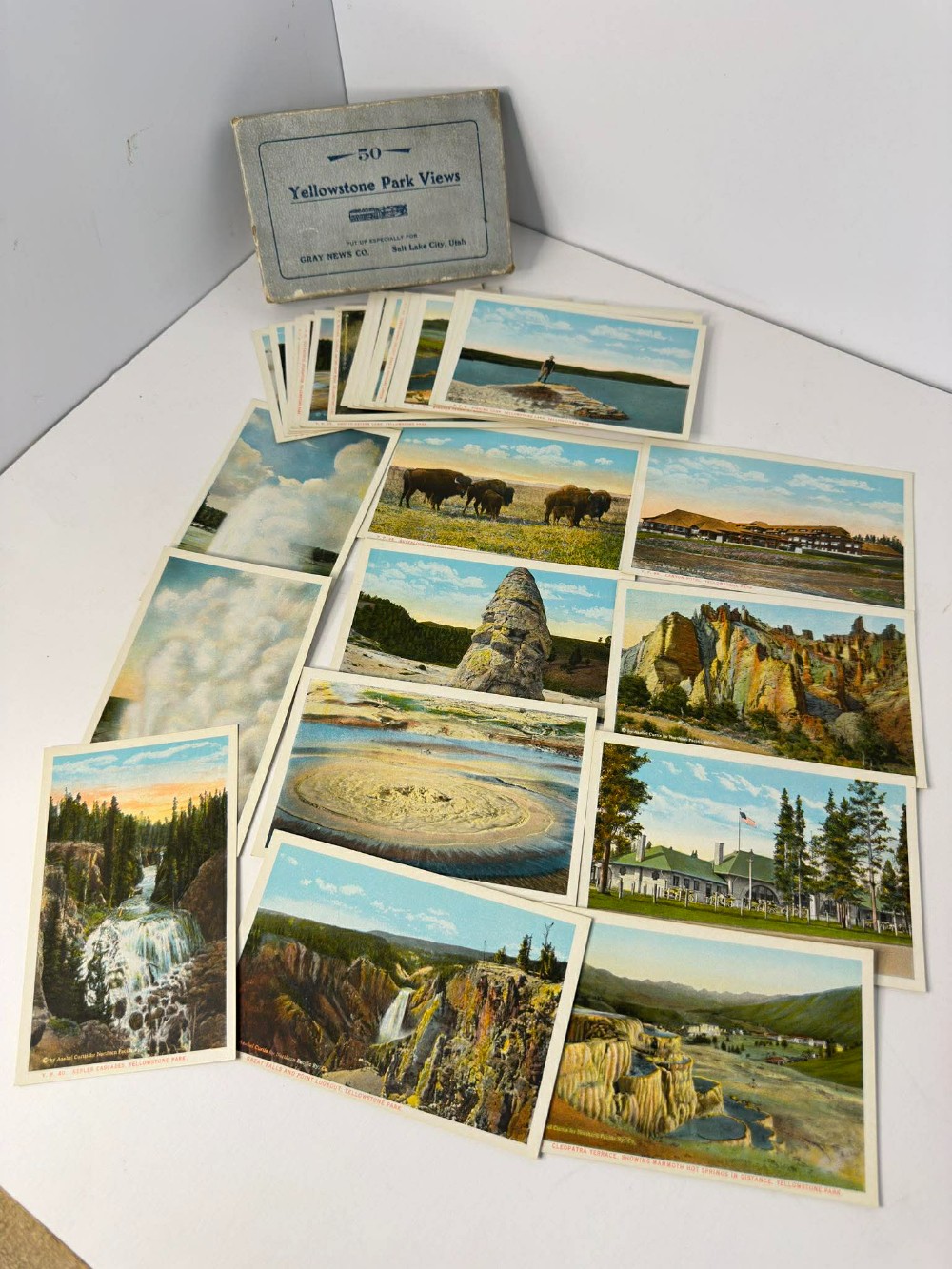 Vtg postcards of Yellowstone Park