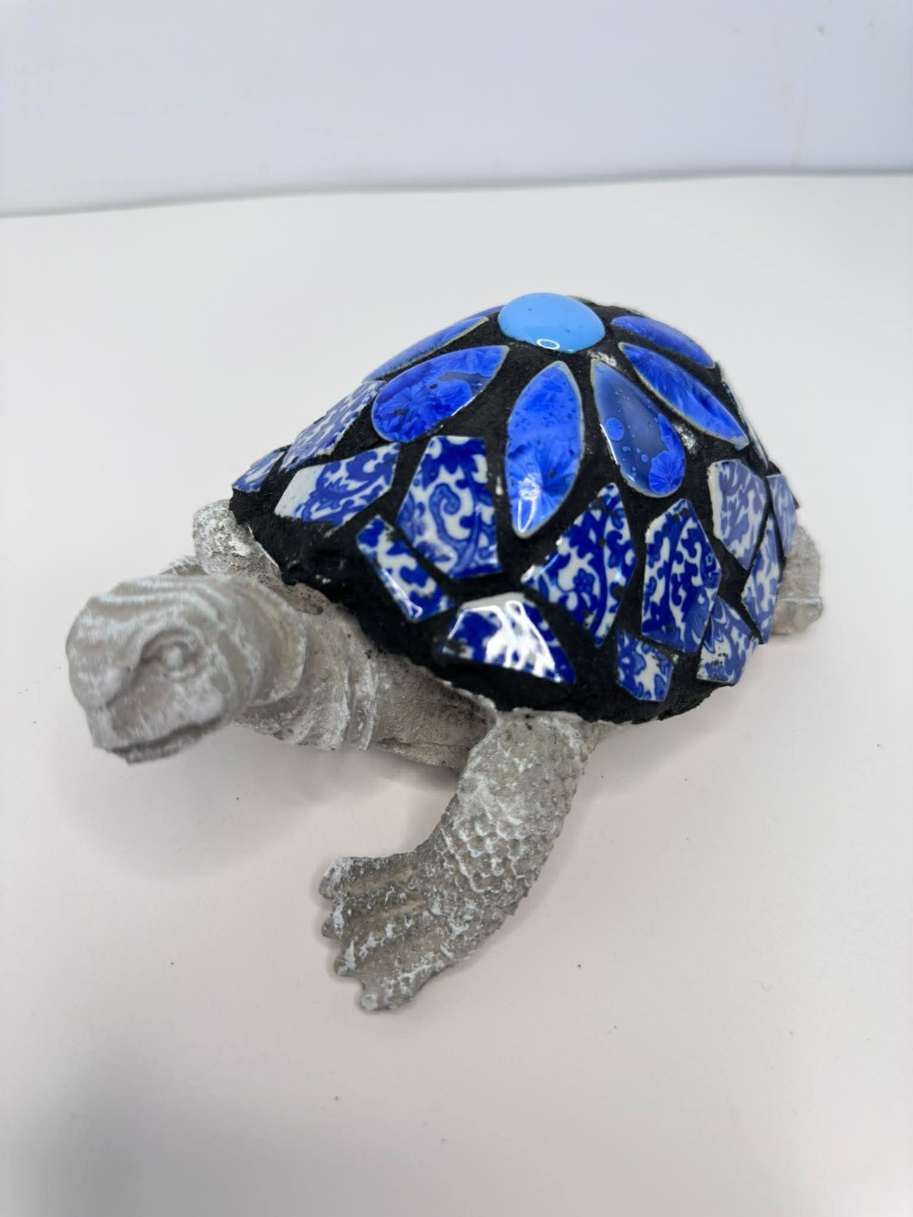 Large Blue Flower Turtle