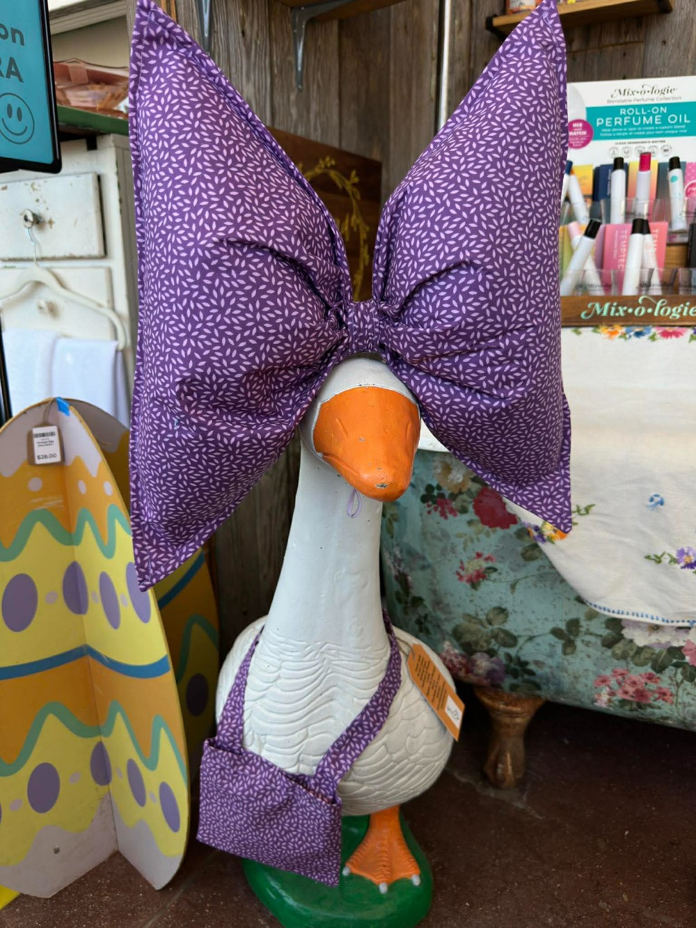 Goose bow with matching purse purple