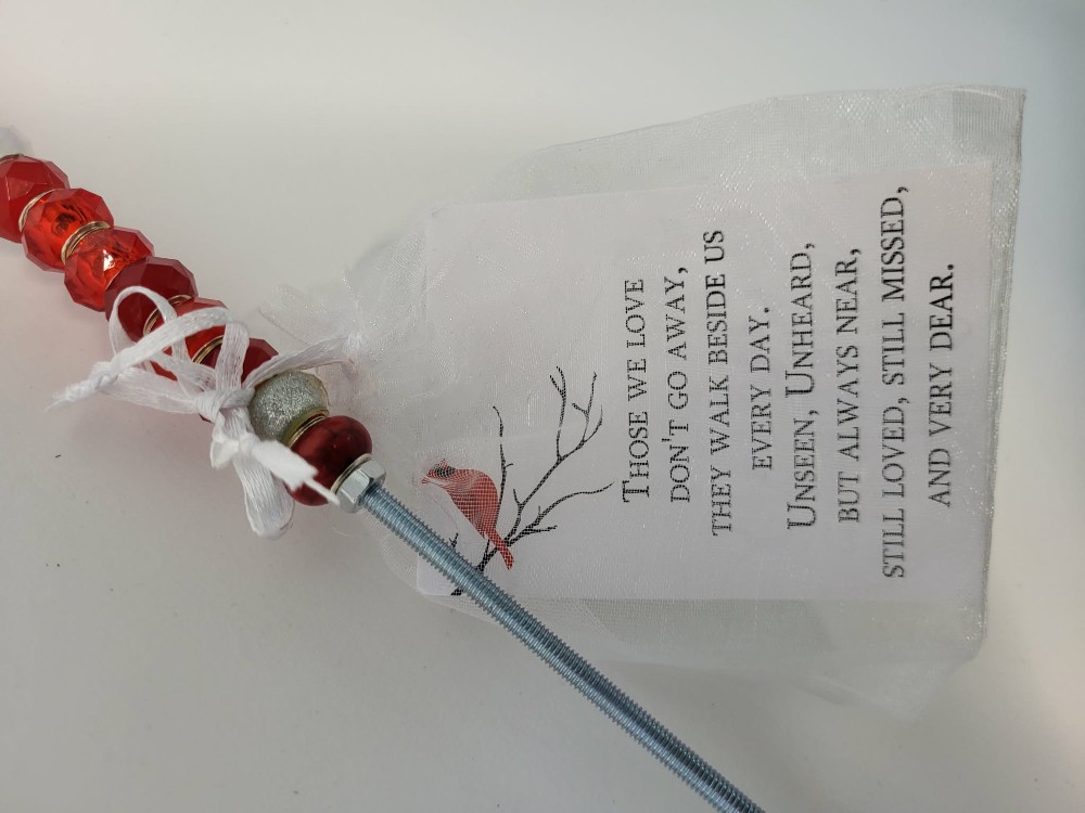 Cardinal Memorial Plant Wand