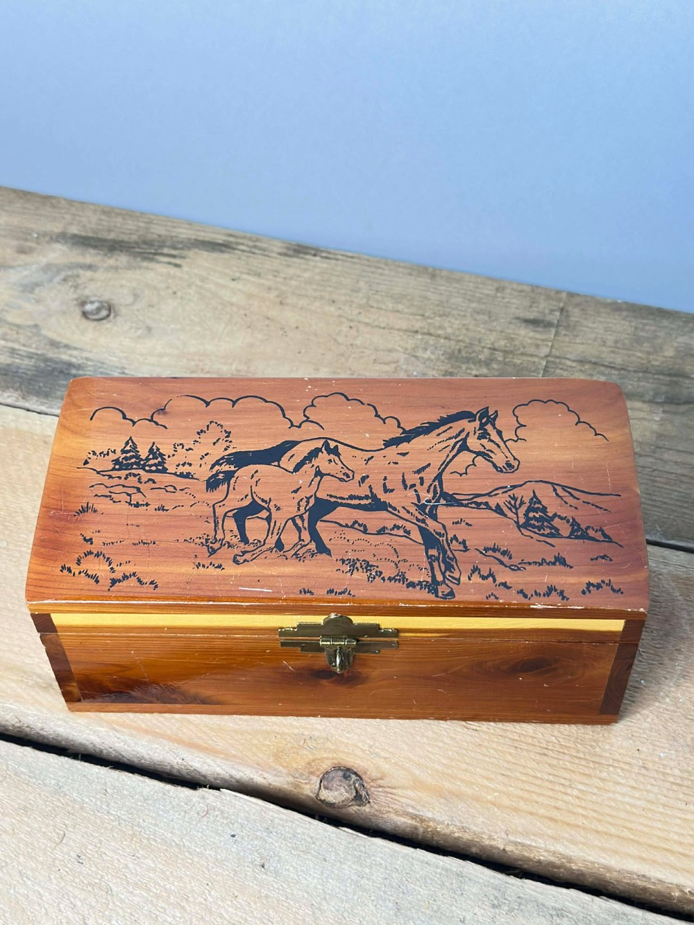 Vtg Cedar Jewelry Box With Horses