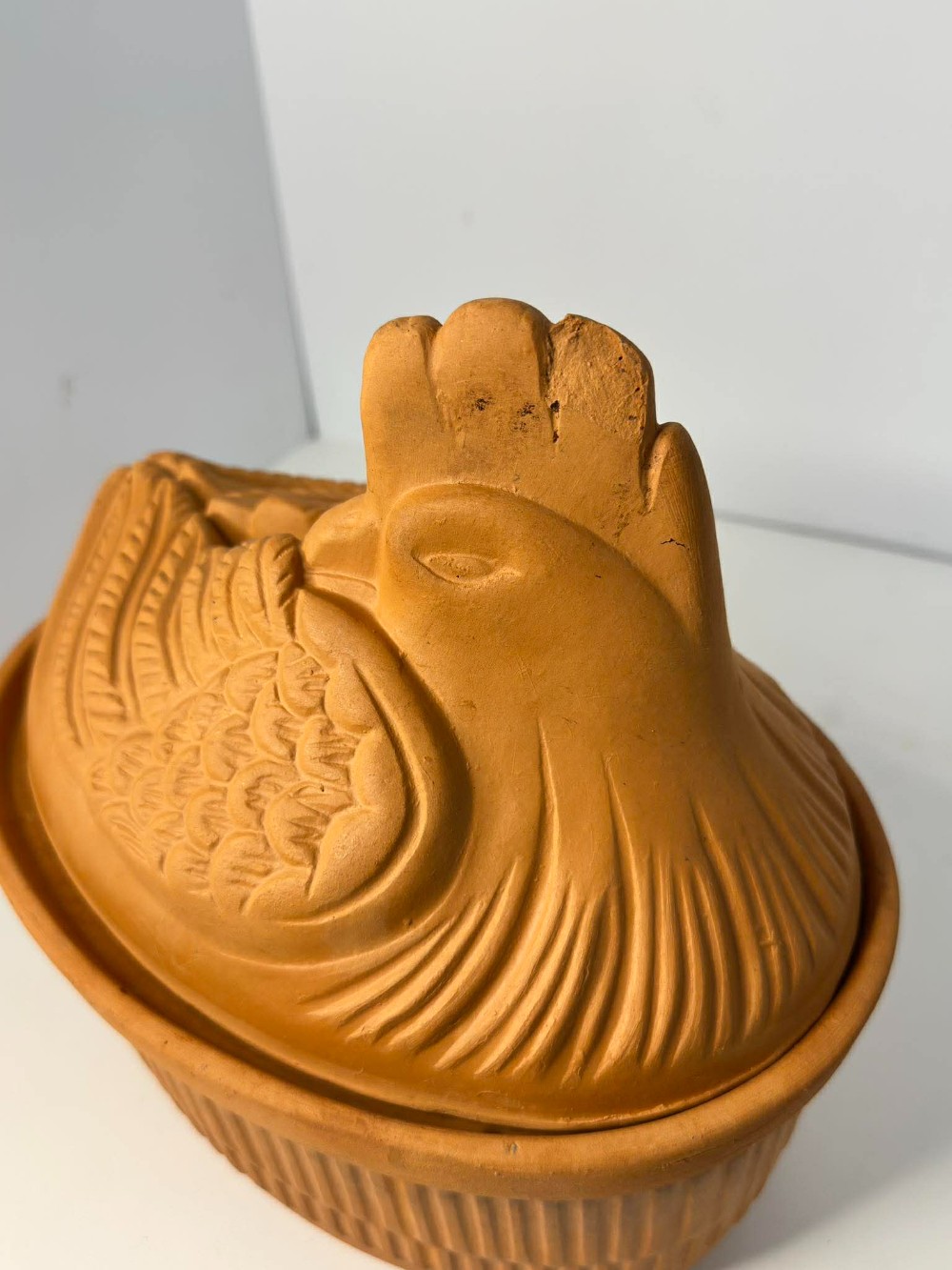 Vtg Terra Cotta HON Baker *chip