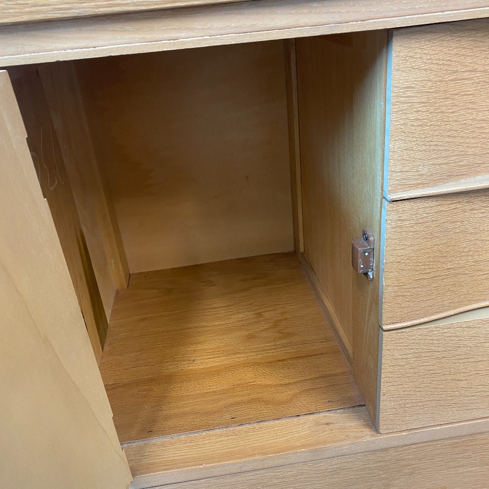 Blonde Stanley Furniture Hutch