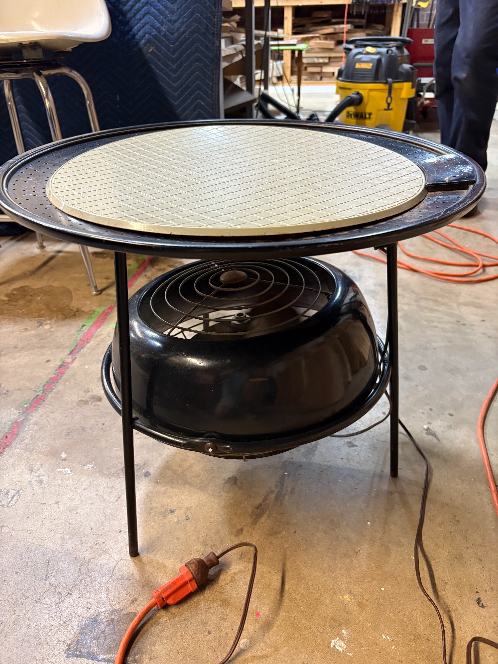 Fan Table - Vornado Turnabout #28f1-1 - Circa 1951 - Works great!