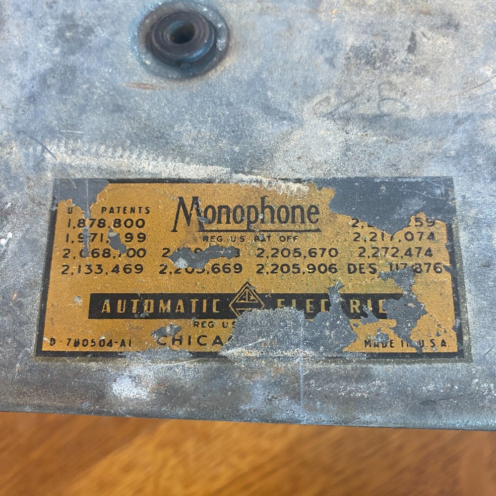 Vintage Monophone Black