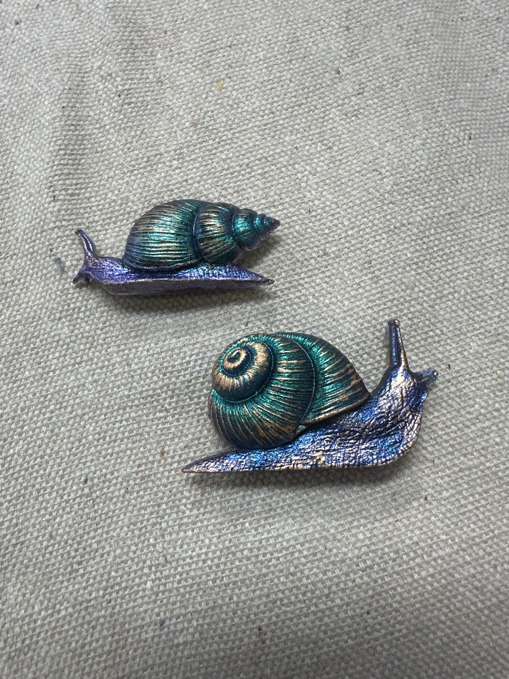 COASTERS, TRIVETS & MAGNETS