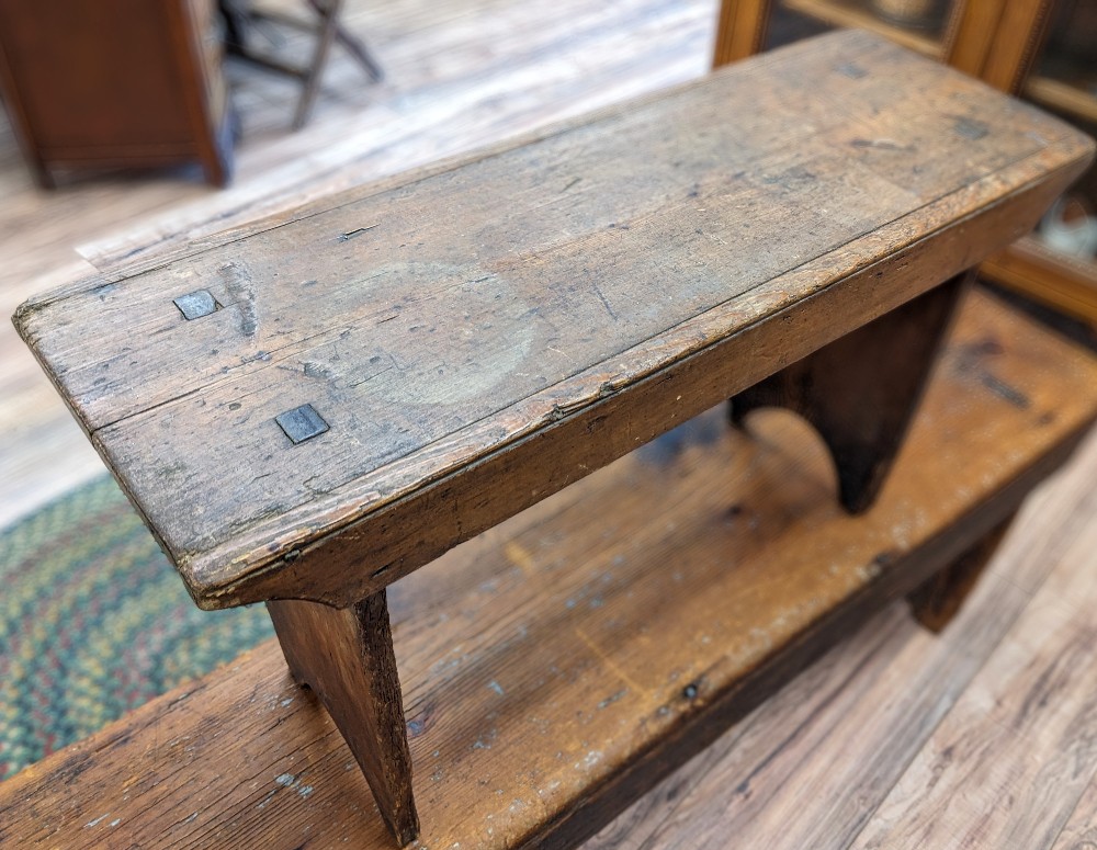 BENCHES, PEWS & SETTEES