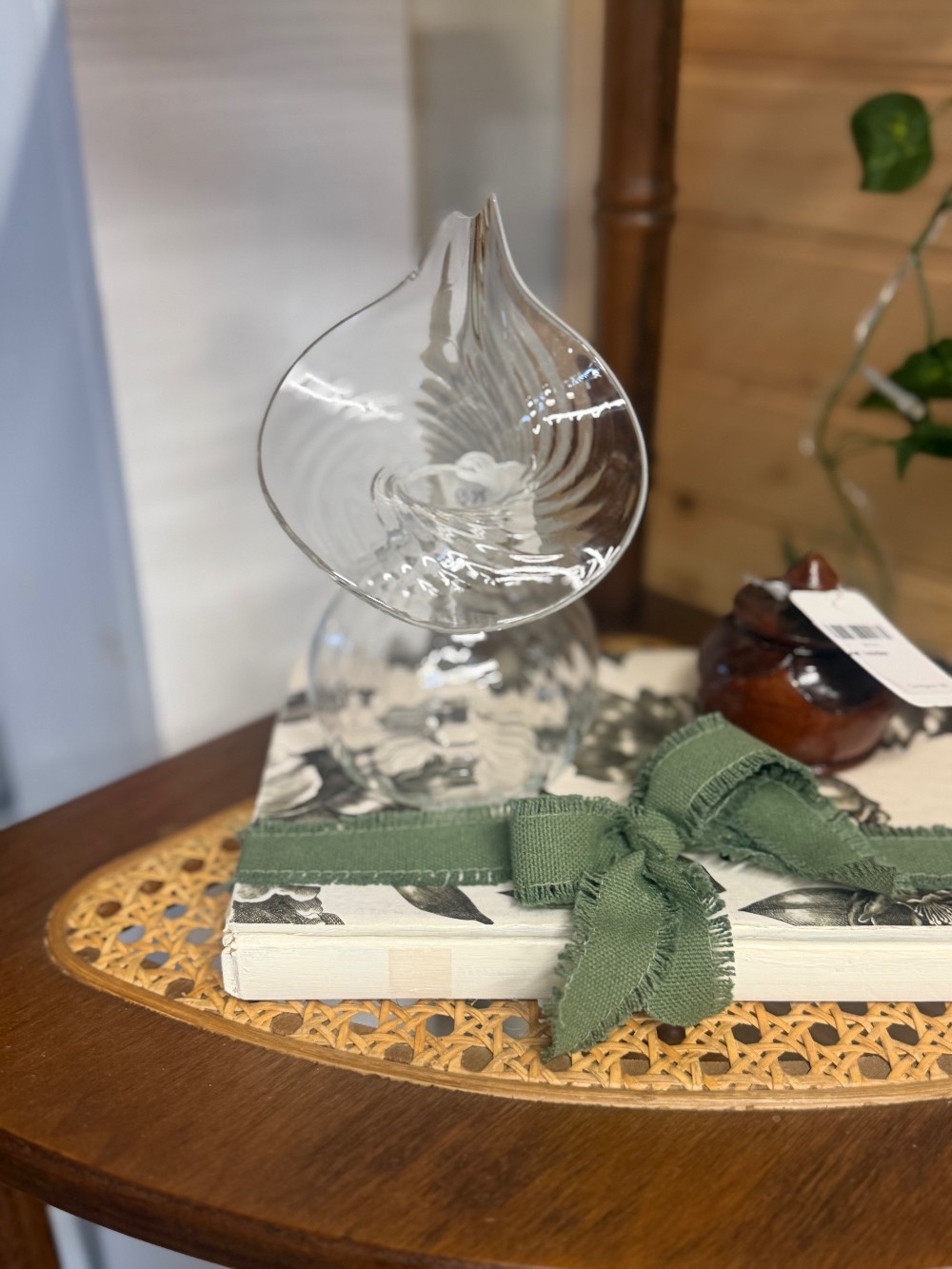 VASES, JARS & BOTTLES