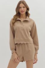 WOMEN'S CLOTHING