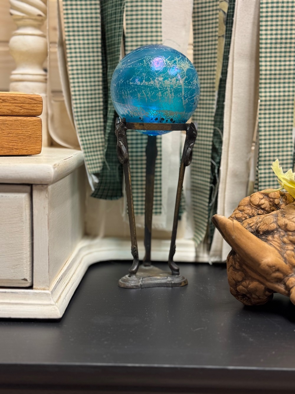 VINTAGE DECOR