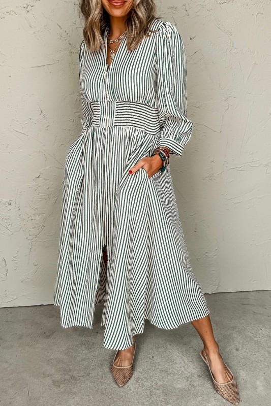 WOMEN'S CLOTHING