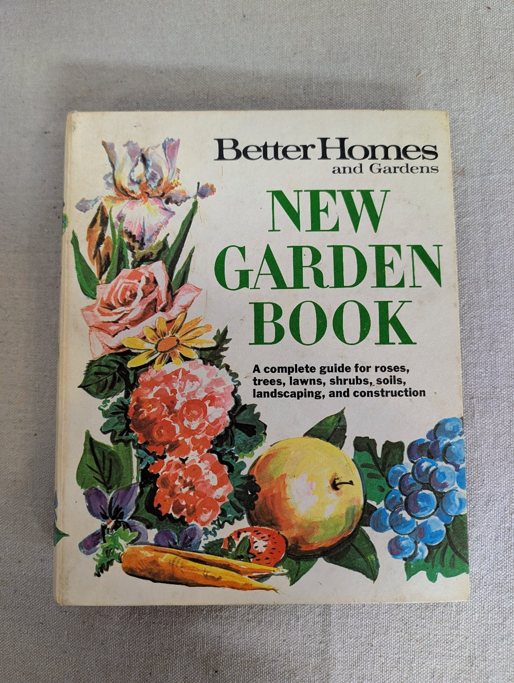 VINTAGE BOOKS & MUSIC