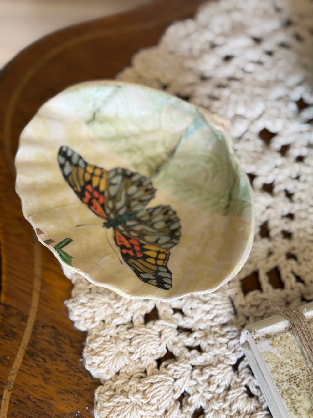 JEWELRY BOXES & TRINKET TRAYS