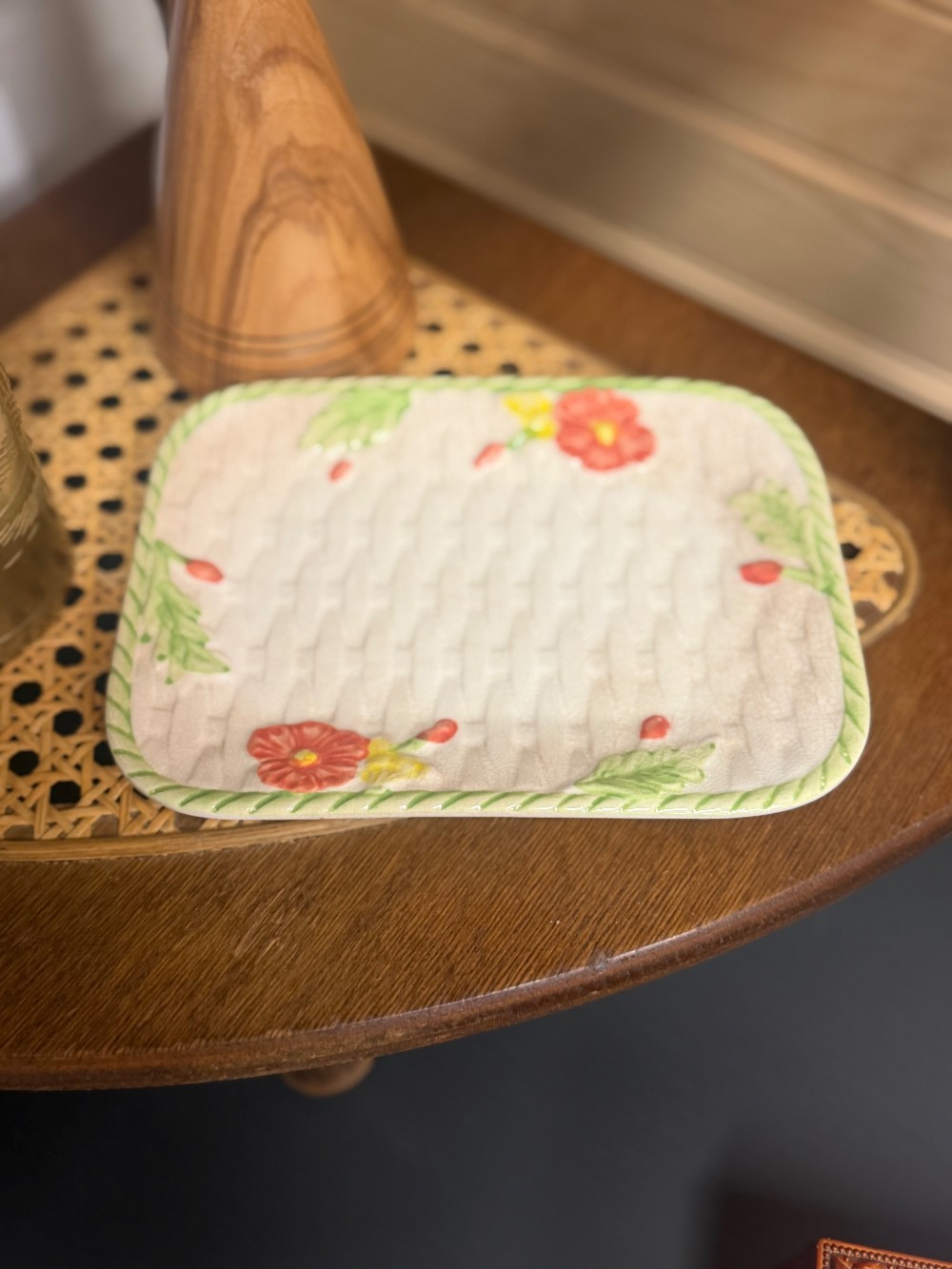 JEWELRY BOXES & TRINKET TRAYS