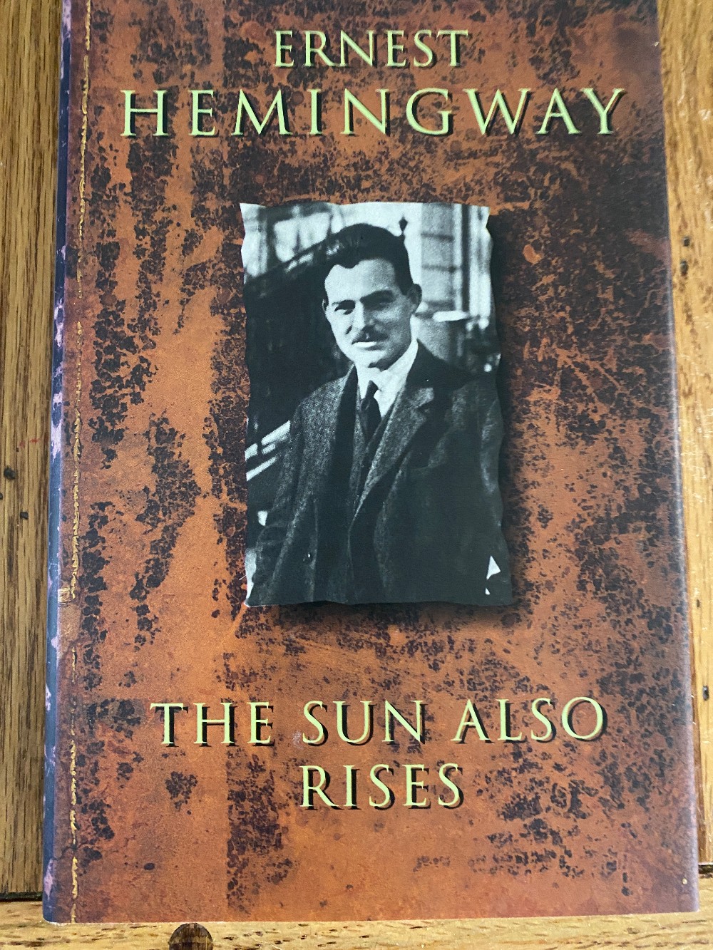 VINTAGE BOOKS & MUSIC