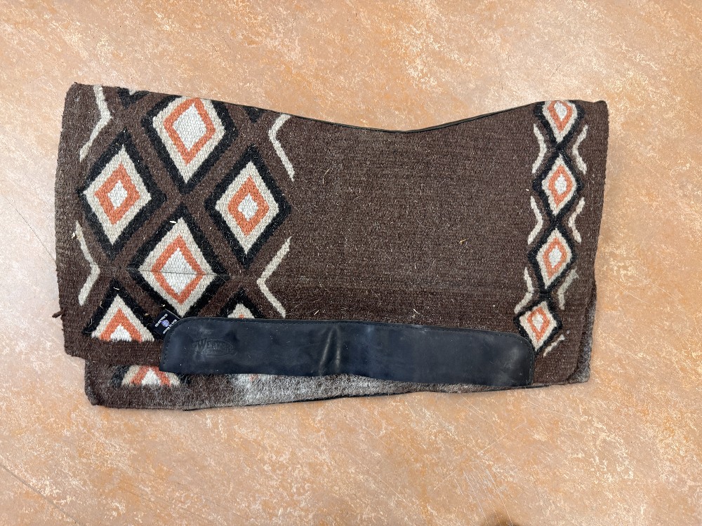 Saddle Pads & Blankets