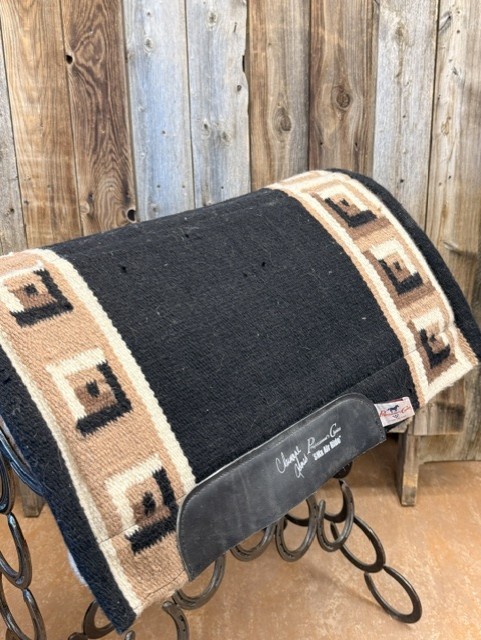 Saddle Pads & Blankets