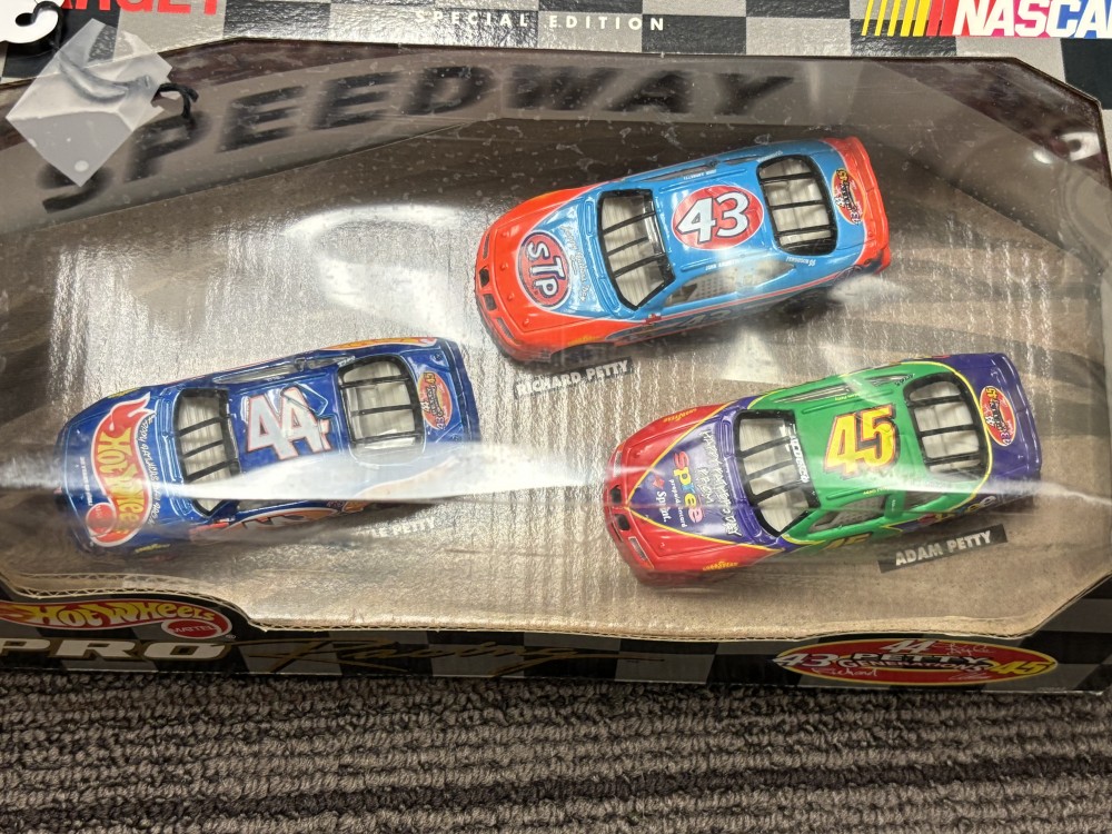 Hot Wheels Petty Generation