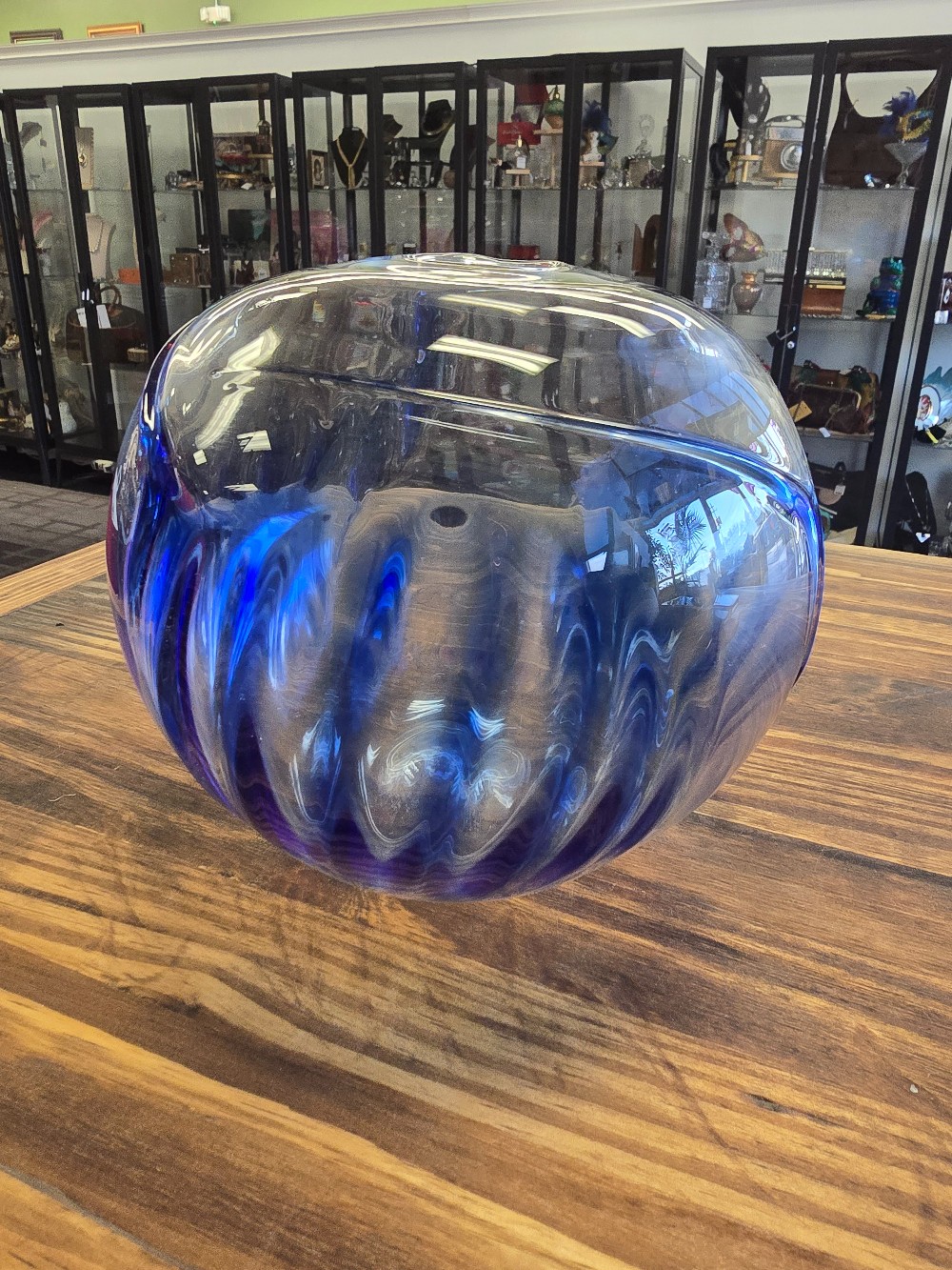 Peter Bramhall glass sculpture
