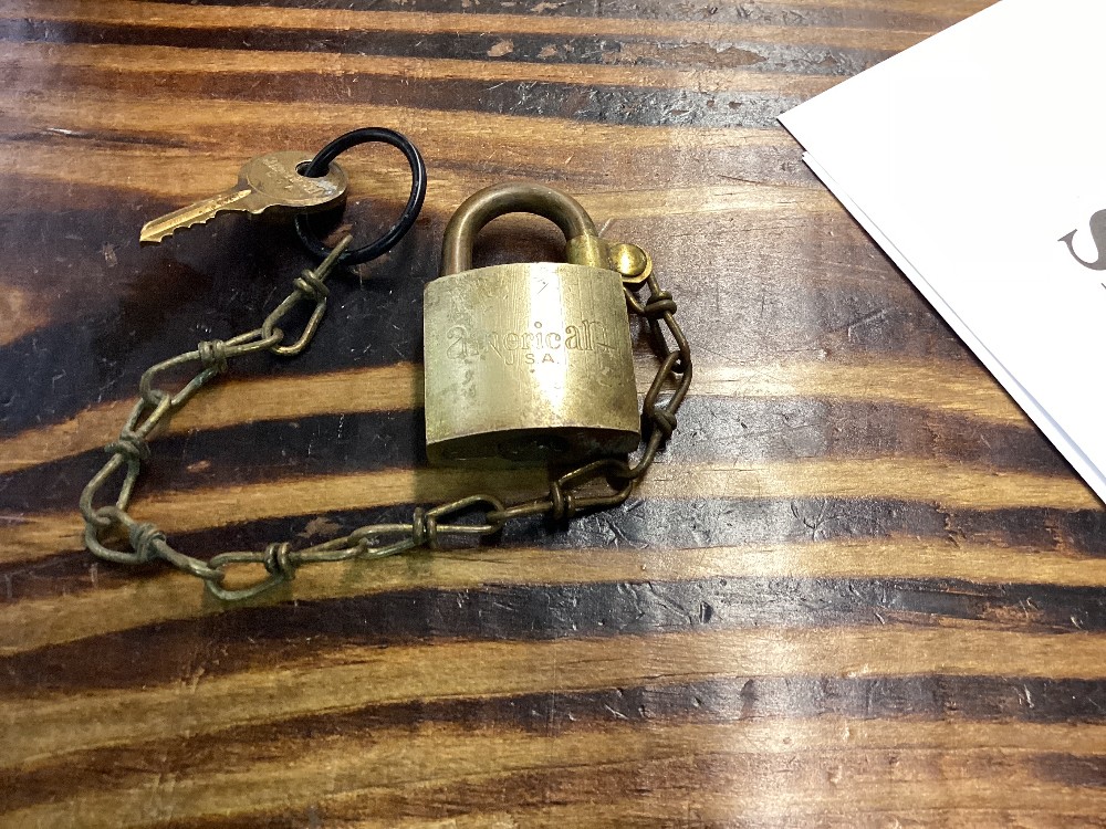 Collectibles & Curiosities