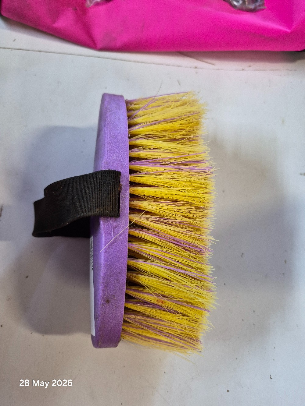 Stiff  Brush Colour purple/yellow USED