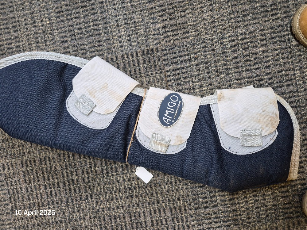 Amigo Hind Leg Travel Boots Fleece Lined Size Cob Navy/Grey USED