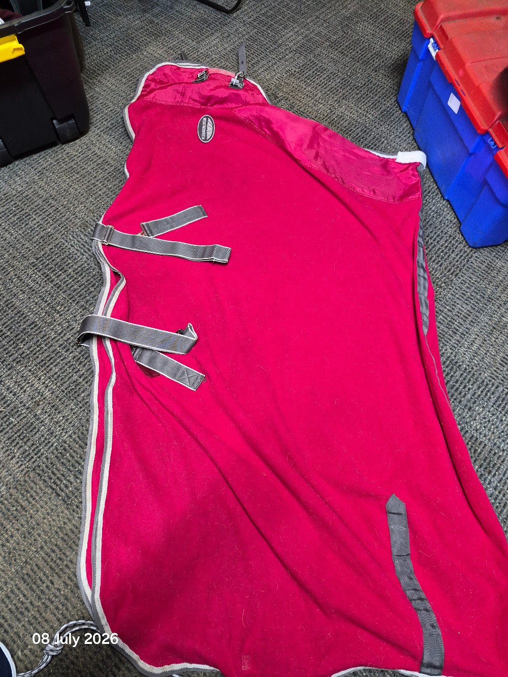 W/eeta Fleece Size 6'6 Colour Red USED
