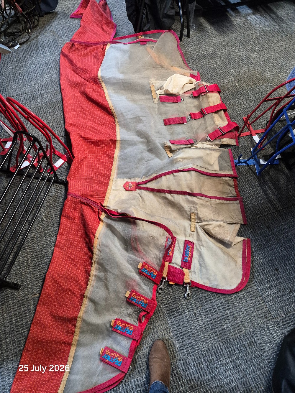 PEI Buster W/Proof Fly rug Size 6'3 Red White USED
