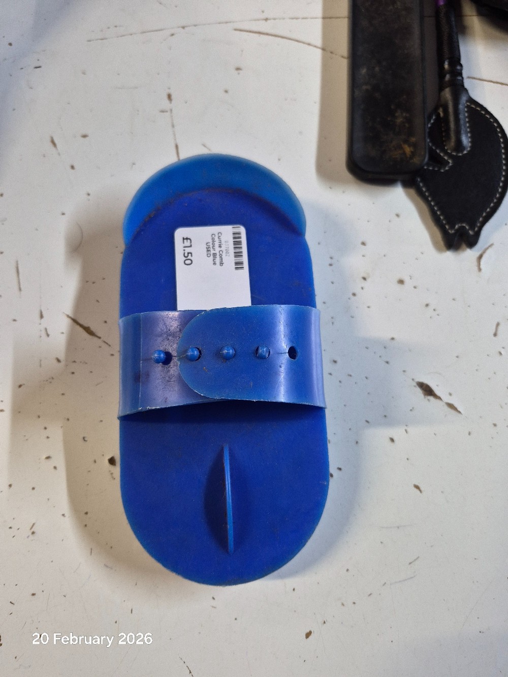 Currie Comb Colour Blue USED