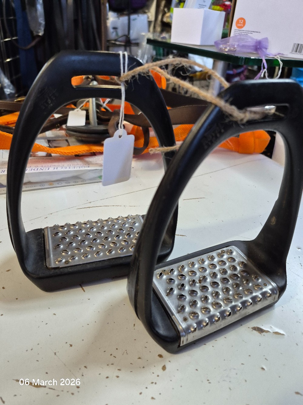 Royal Rider Grator Stirrups Size 4 1/2