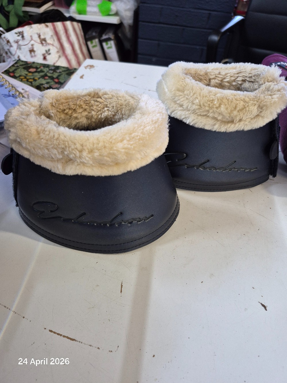 Eskadron Fleece Overreach Boots Size MEdium Navy LIKE NEW