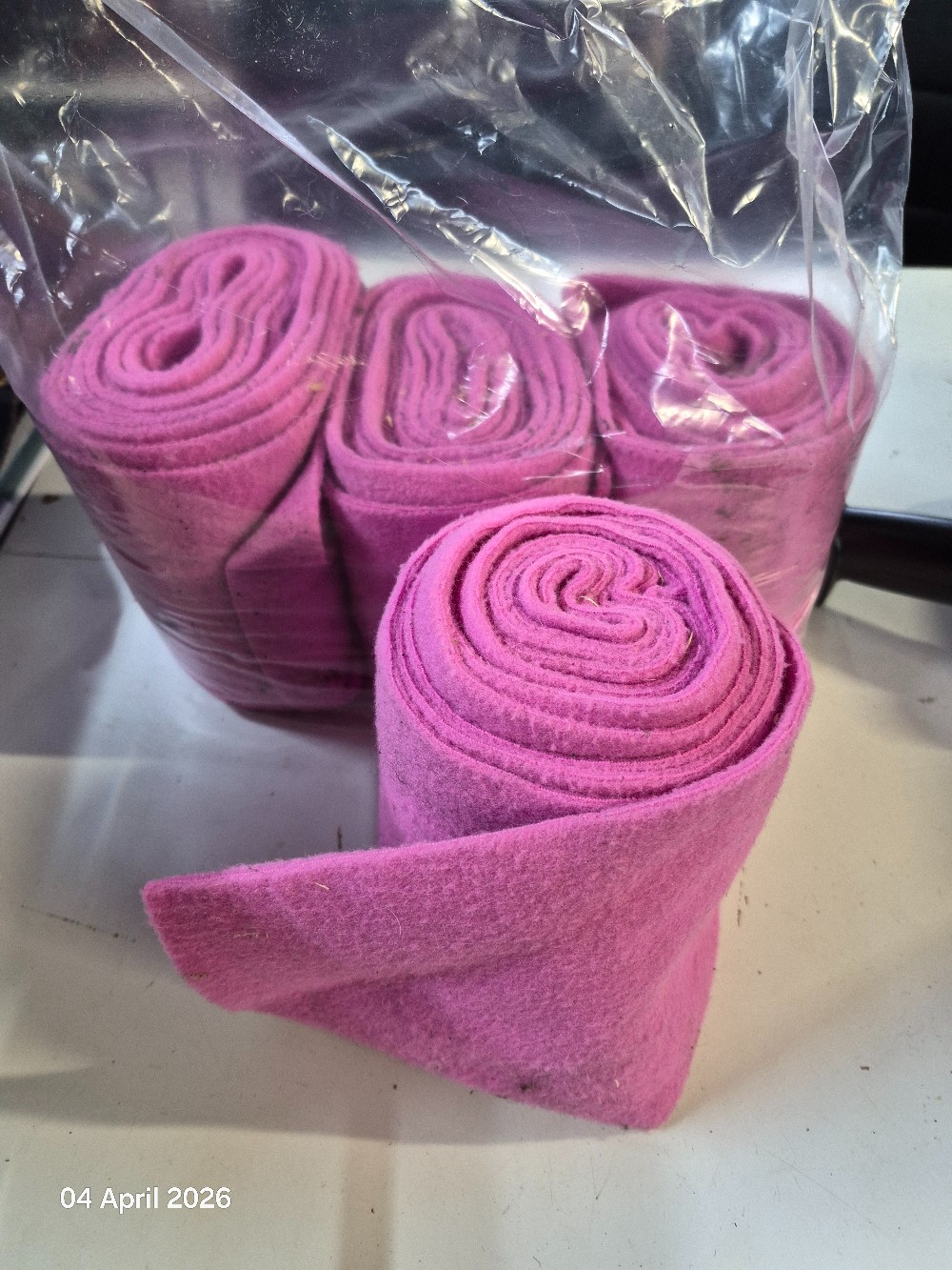Fleece Bandages Size 3mtr x 13cm COlour Pink USED