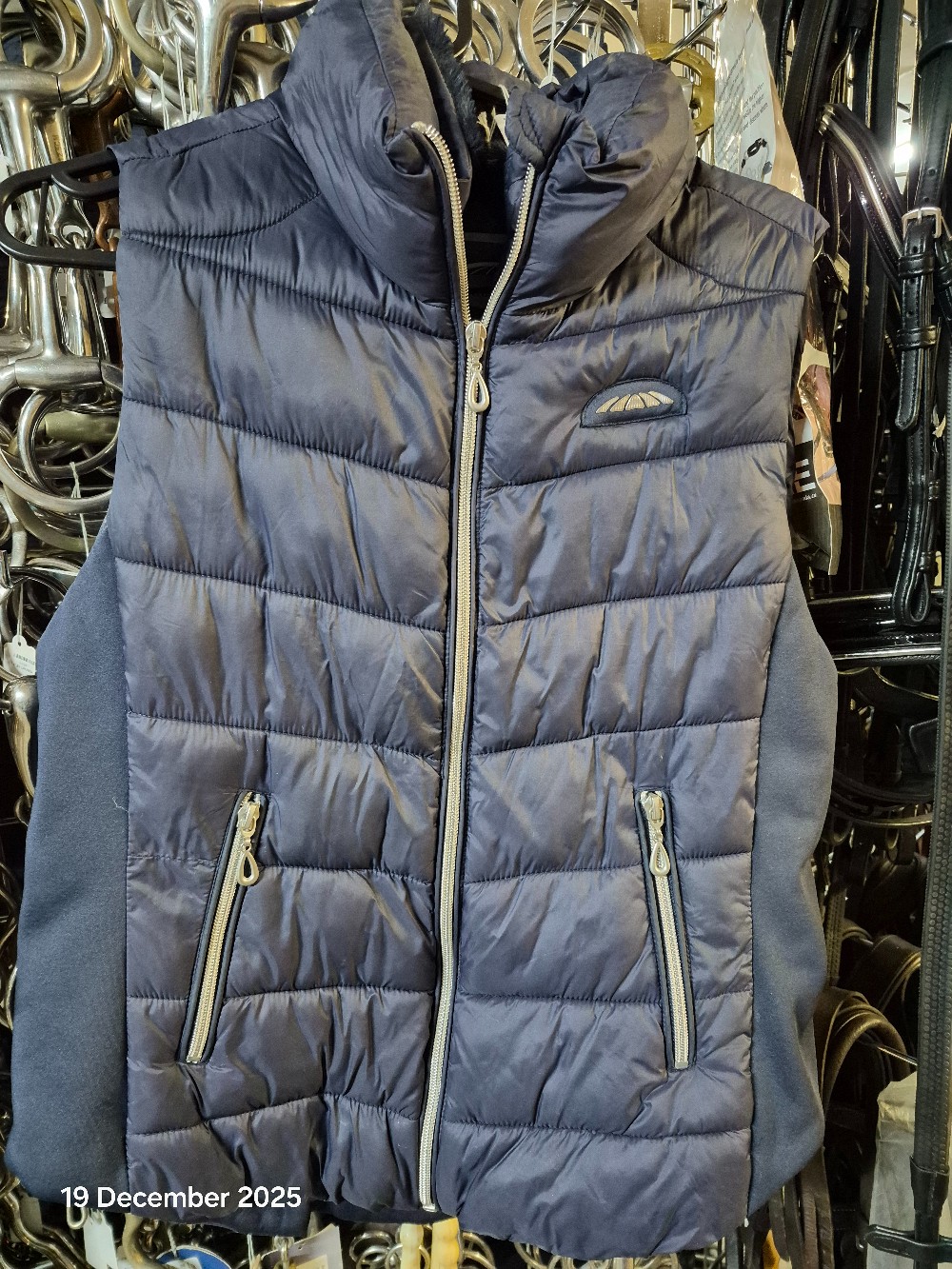 Weatherbeeta Gilet Size A Medium Colour Navy USED