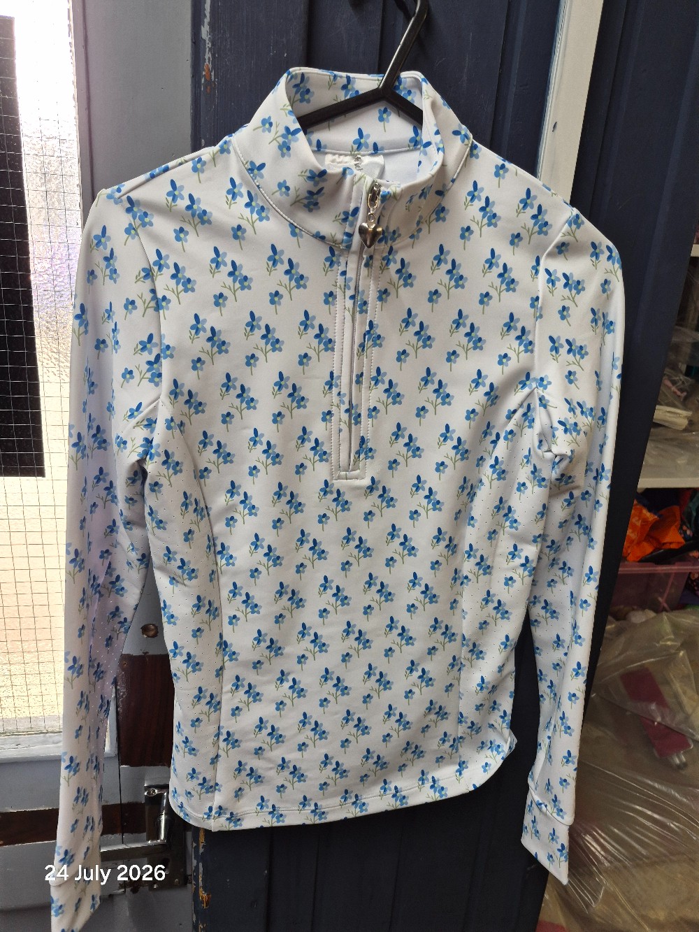 Black & Heart Baselayer Size Adult XXSmall White/Blue Floral NEW