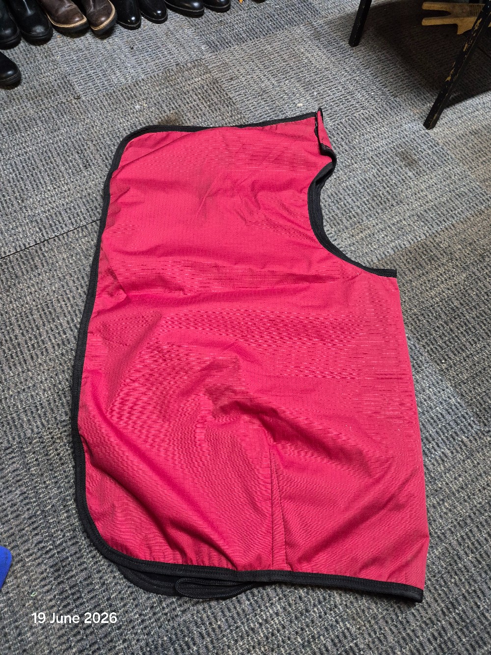 W/Proof Fleece Lined Ride On Size 4'0 Colour Red USED