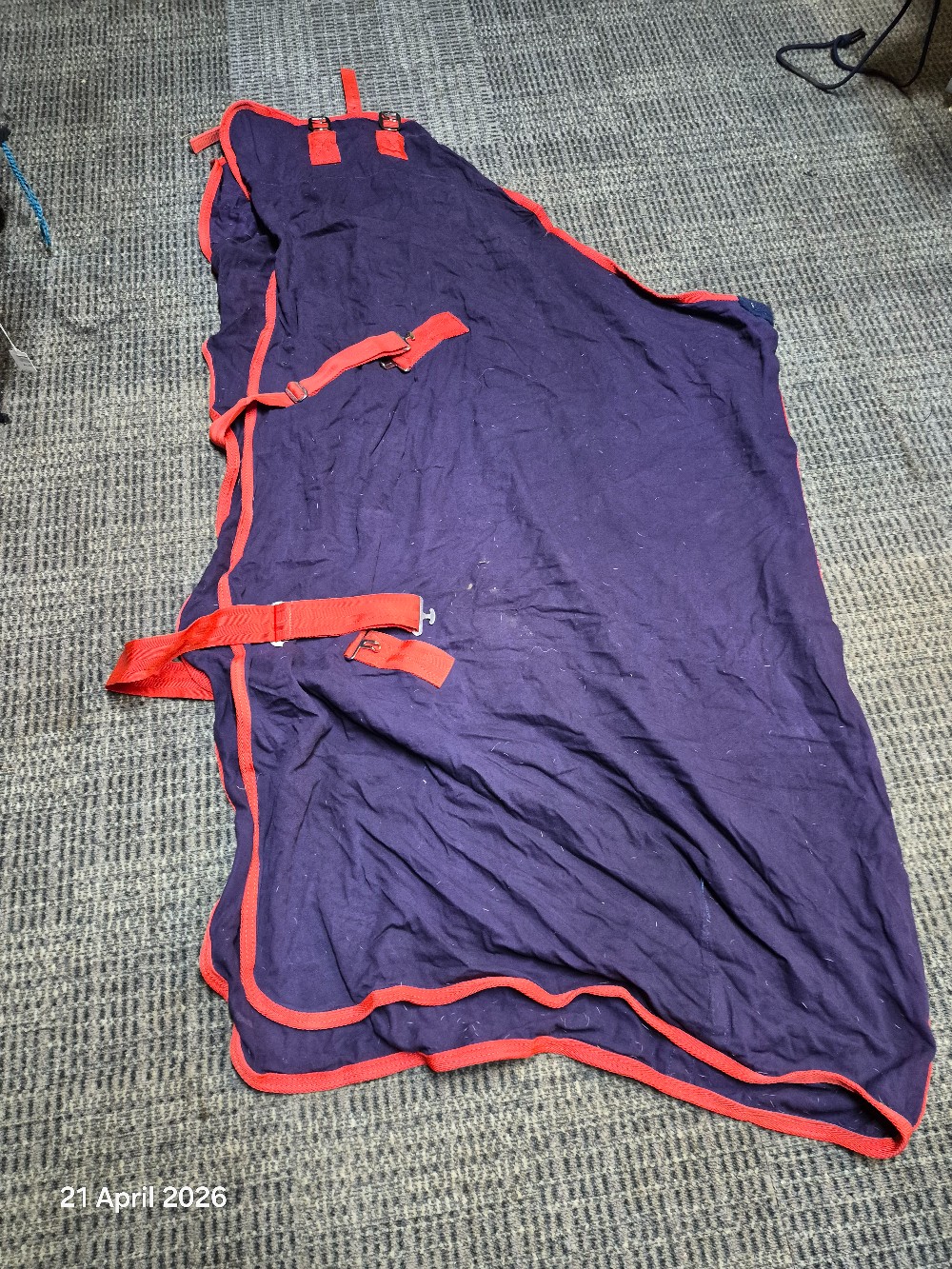 Cotton Sheet Size 5'6 COlour Navy/Red USED