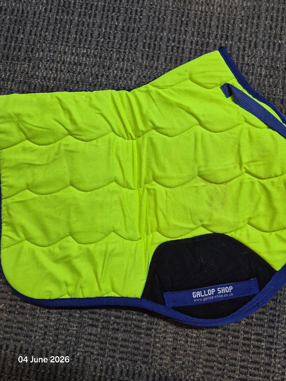 Gallop Hi Viz Saddle Pad Size Pony/Cob Colour Yellow/Navy USED
