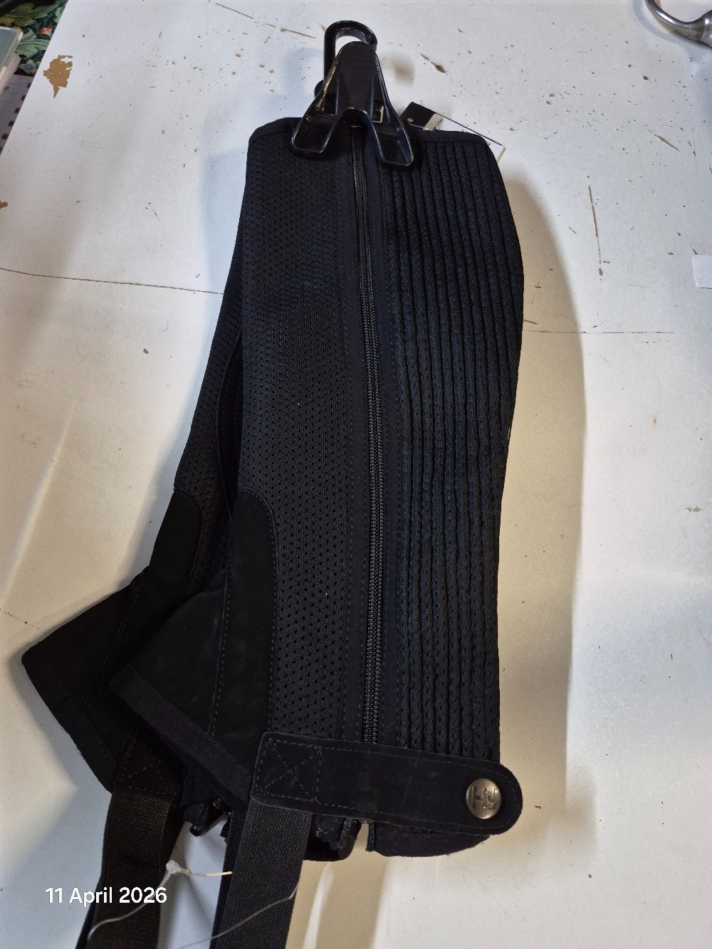 HY Air Mesh Chaps Size Adult Medium Colour Black BNWT