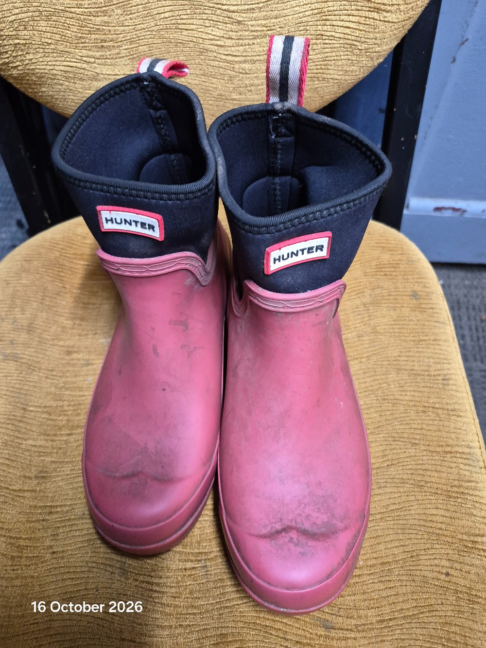 Hunter Neoprene Play Short Wellie Size 5 Colour REd USED