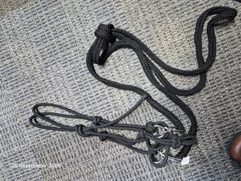 Rope Control HEad Collar & Soft Reins Size Pony Black LIKE NEW