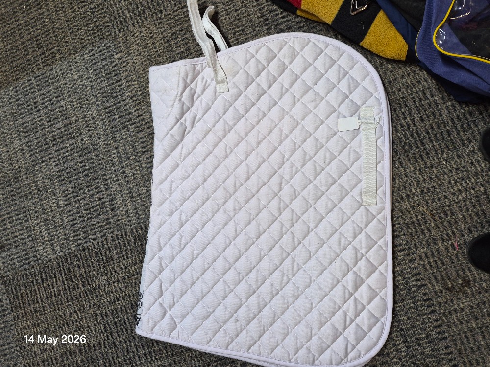 Rhinegold Saddle Pad Size Full Colour White USED