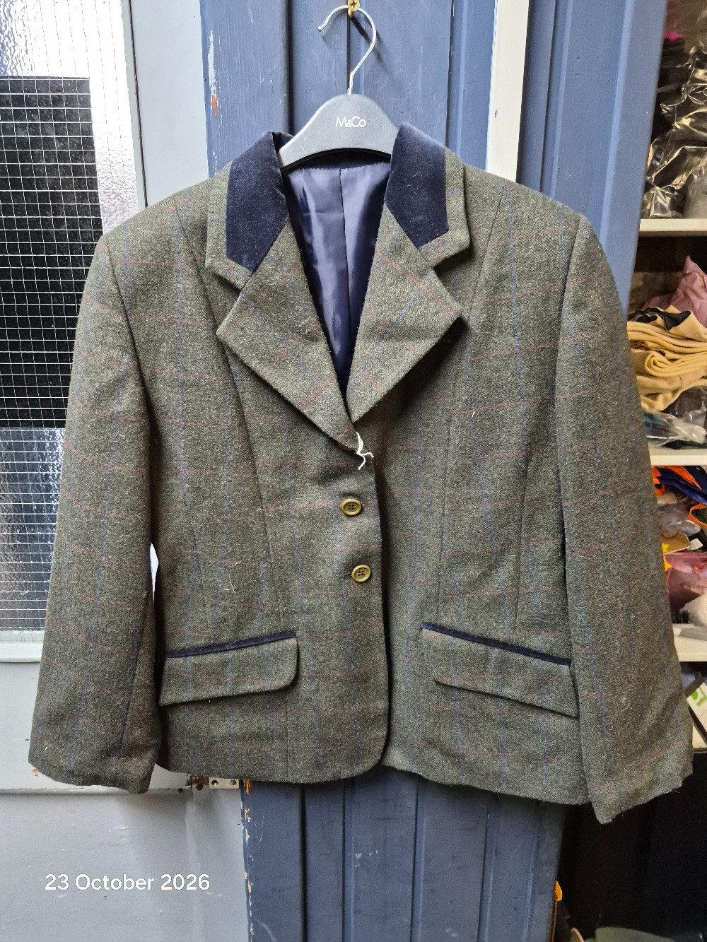Tagg Tweed Jacket Size Adult 32