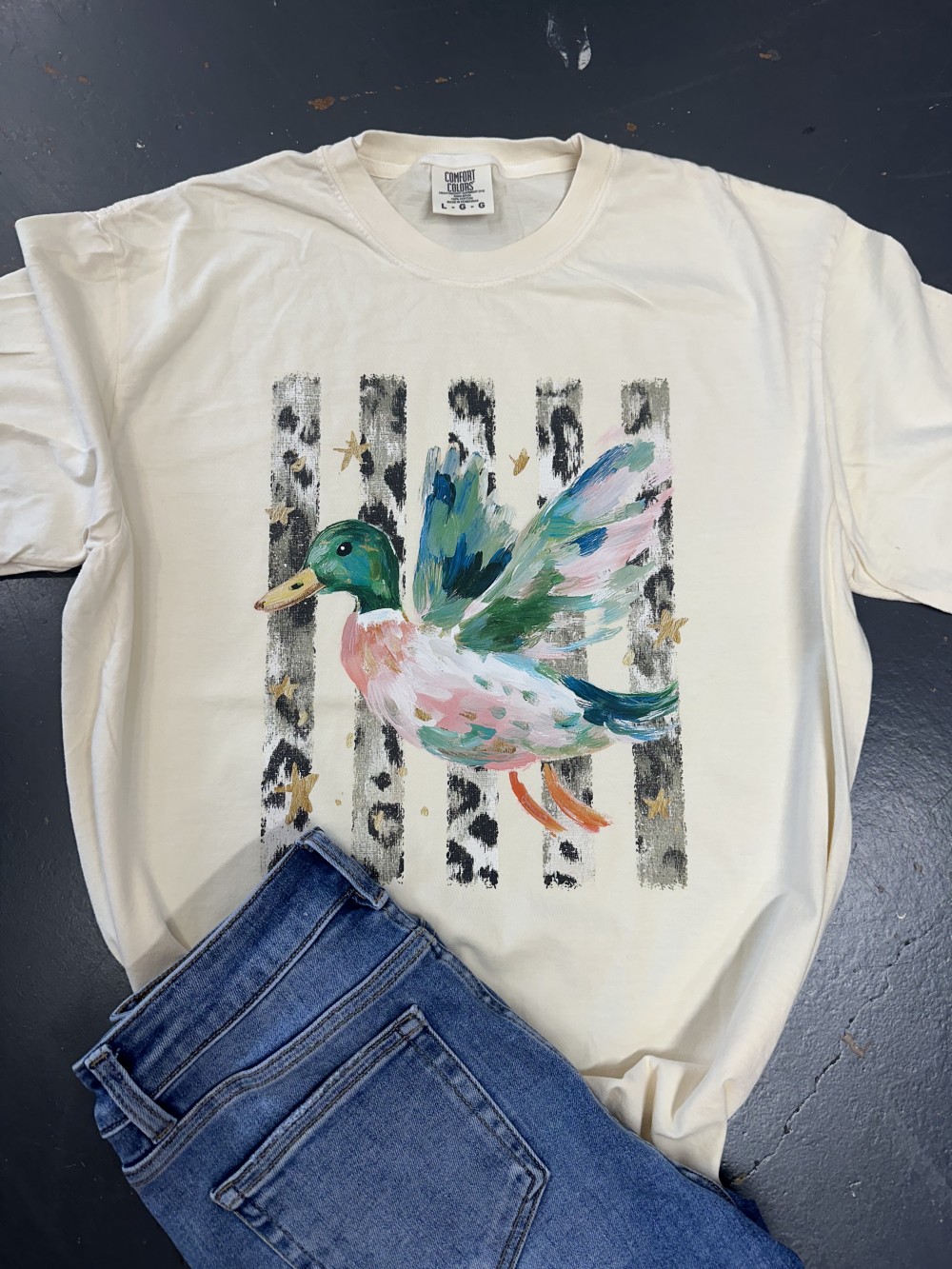 Duck w/ Leopard Stripes T-Shirt